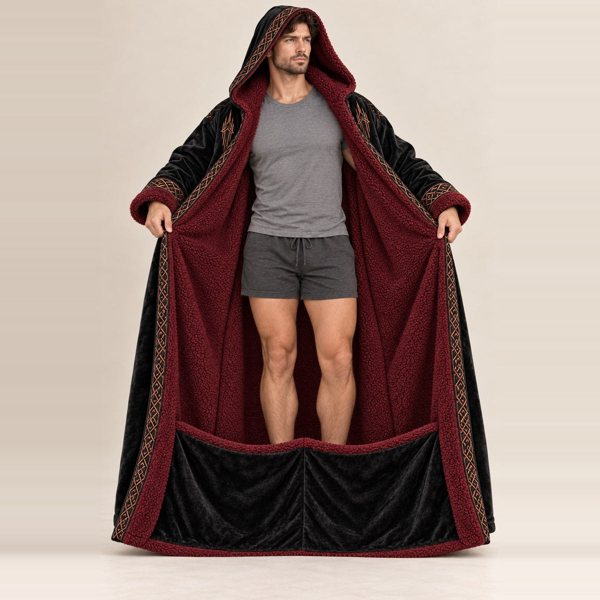 Inside the Dark Tower robe: burgundy sherpa lining and interior foot pocket panel
