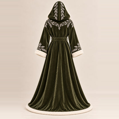 Back of the Elven Woodland robe with leaf embroidery